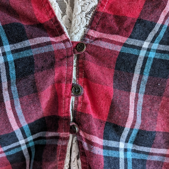Modcloth flannel shirt with lace back - Picture 4 of 5